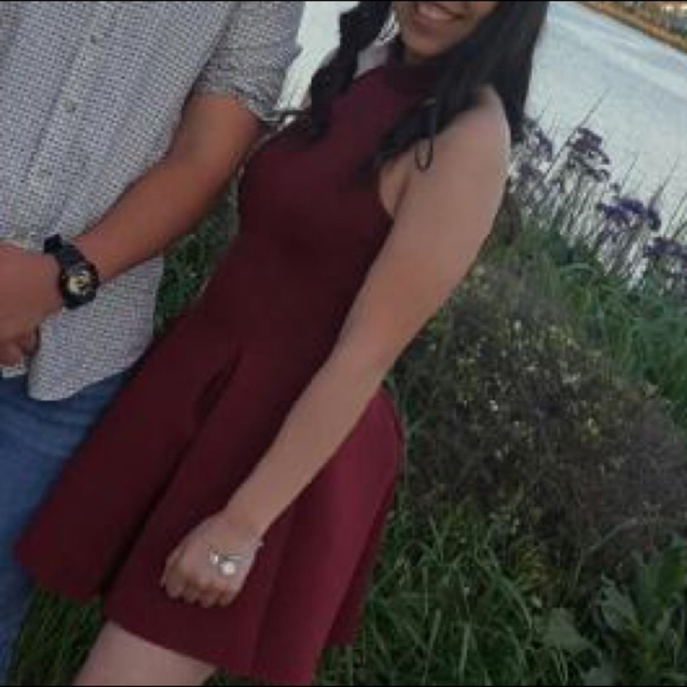 High neck short burgundy dress